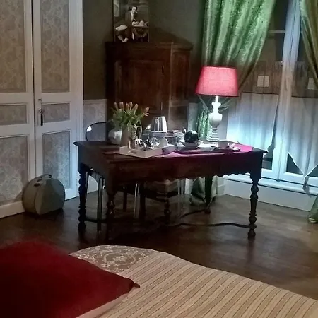 Le Clos Manceau Bed & Breakfast Le Mans