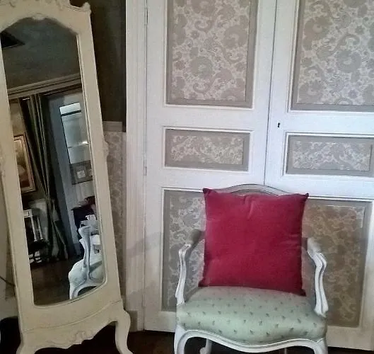 Le Clos Manceau 3* لو مان