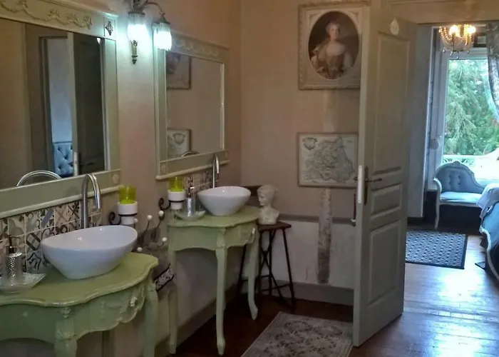 Le Clos Manceau Nocleg ze śniadaniem